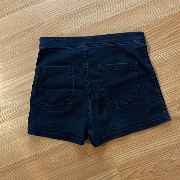 American Apparel The Easy Jean Shorts - Picture 2 of 3